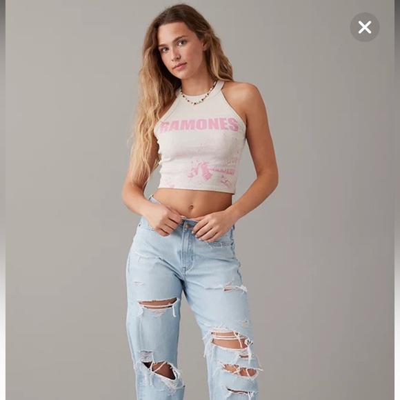 AE Cropped High-Neck Ramones Graphic Tank Top - Picture 1 of 5